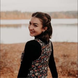 Meet your Posher, Helena